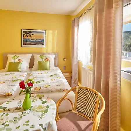 Panorama & Restaurant Hotel *