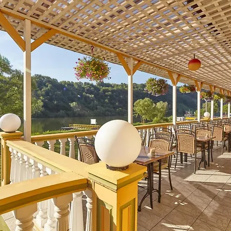 ホテル Panorama & Restaurant *