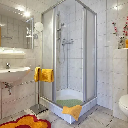 Panorama & Restaurant ホテル Kröv